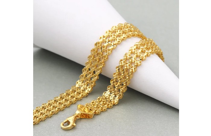 Gold-Chain Bracelets